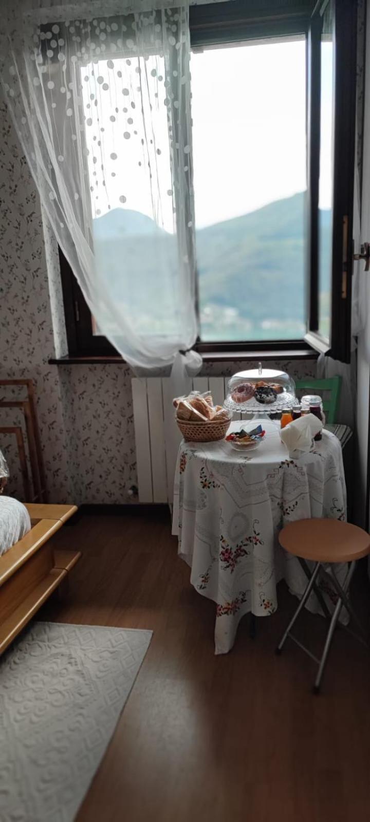 La Finestra Sul Lago Brusimpiano Екстериор снимка